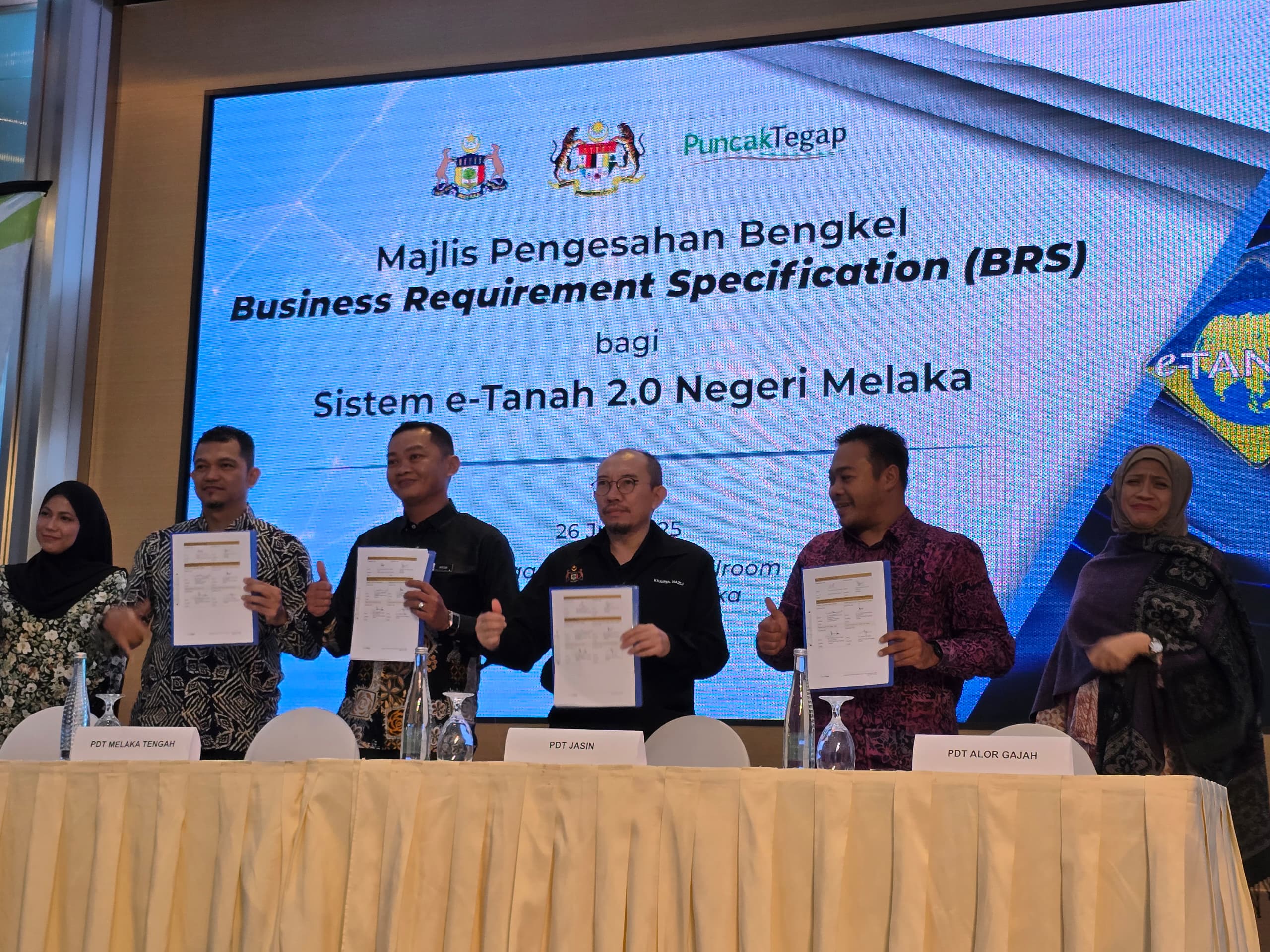MAJLIS PENGESAHAN BENGKEL BUSINESS REQUIREMENT SPECIFICATION (BRS) TEAM B BAGI SISTEM E-TANAH 2.0