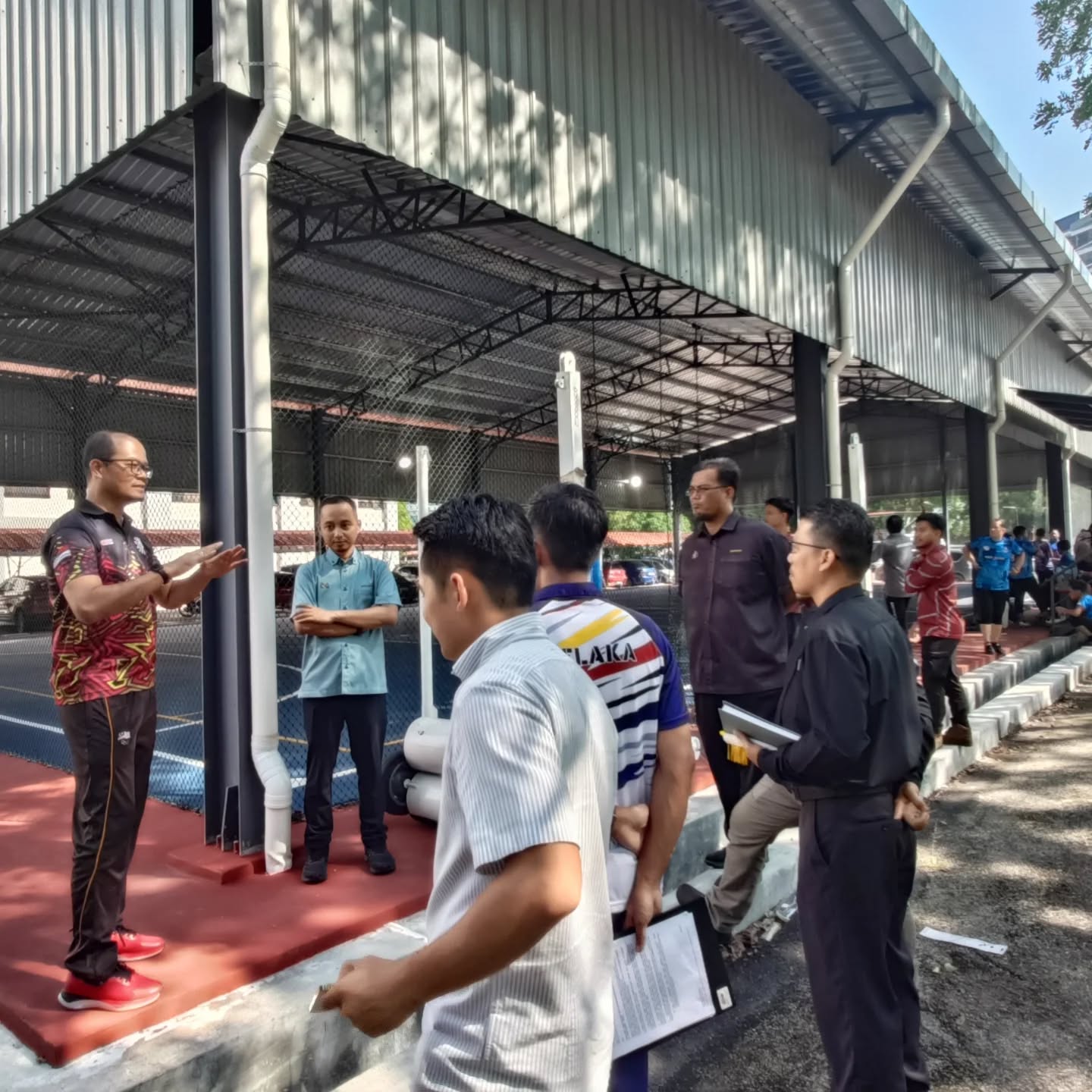 LAWATAN PRA PENYERAHAN GELANGGANG FUTSAL BERBUMBUNG WISMA NEGERI MELAKA
